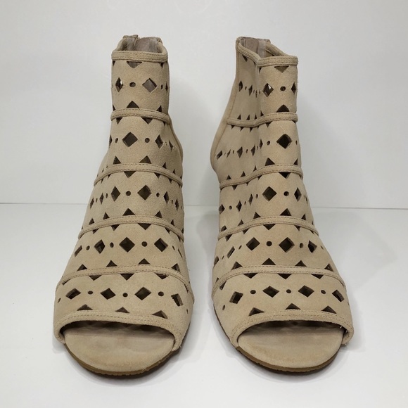 NWOT Michael Kors Women's Shoe - Picture 4 of 12